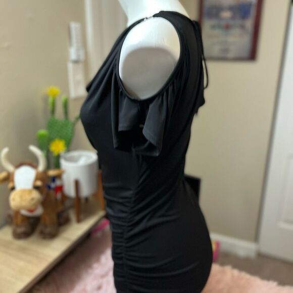 Black mini dress - Picture 6 of 8